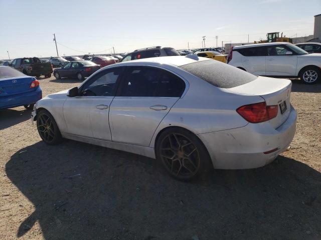 WBA3C3G54FNS75791 - 2015 BMW 320 I XDRIVE WHITE photo 2