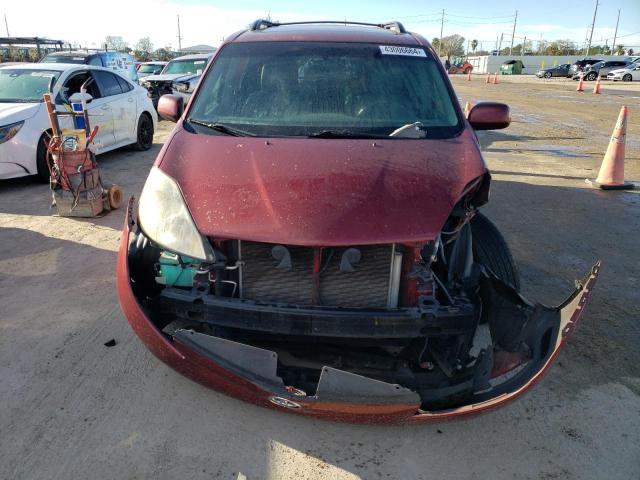 5TDYK4CC5AS334436 - 2010 TOYOTA SIENNA XLE RED photo 5