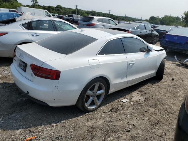 WAULFAFRXAA050825 - 2010 AUDI A5 PREMIUM PLUS WHITE photo 3