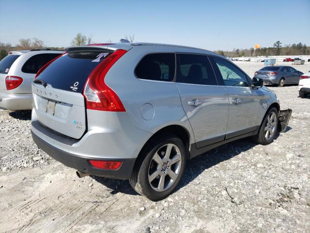 YV4902DZ2D2424640 - 2013 VOLVO XC60 T6 SILVER photo 3