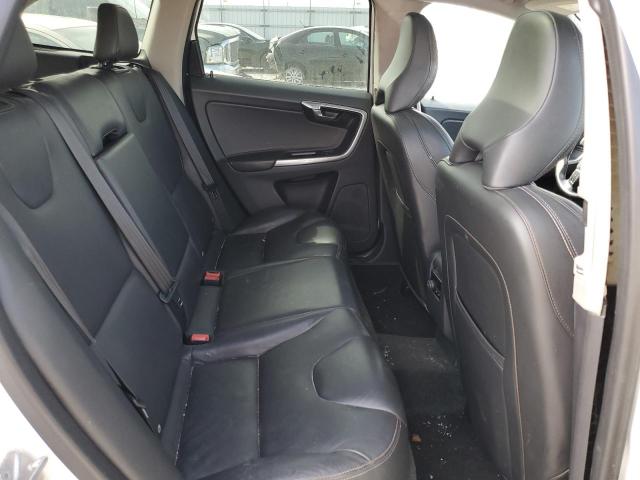 YV440MRR5H2070651 - 2017 VOLVO XC60 T5 DYNAMIC თეთრი ფოტო 11