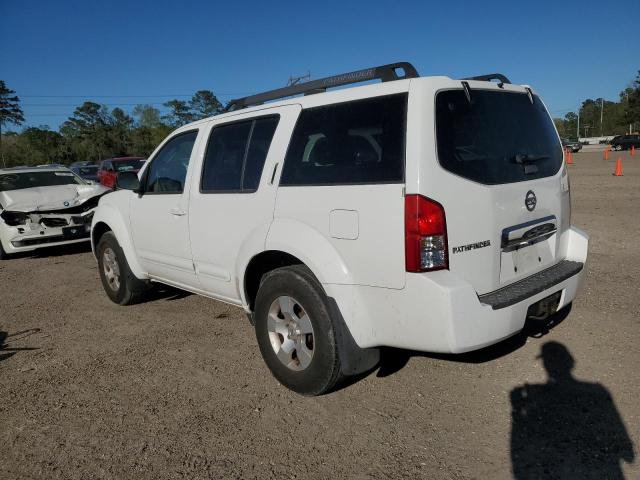 5N1AR18U76C664841 - 2006 NISSAN PATHFINDER WHITE photo 2