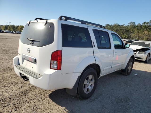 5N1AR18U76C664841 - 2006 NISSAN PATHFINDER WHITE photo 3