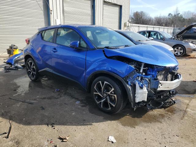 NMTKHMBX0NR140894 - 2022 TOYOTA C-HR XLE BLUE photo 4