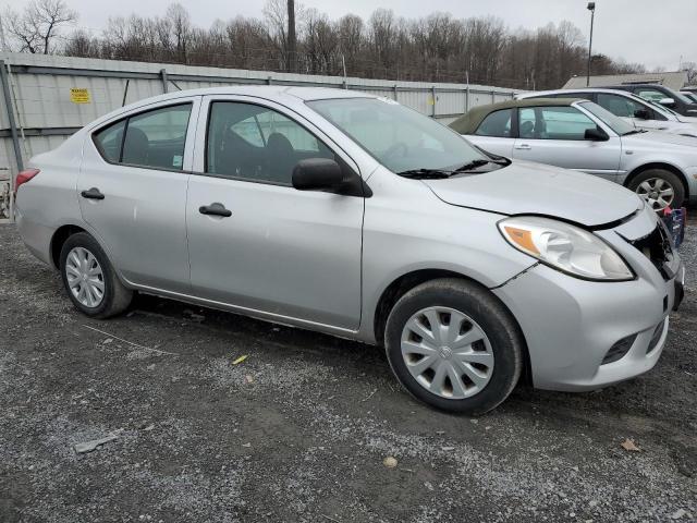 3N1CN7AP1DL869883 - 2013 NISSAN VERSA S SILVER photo 4