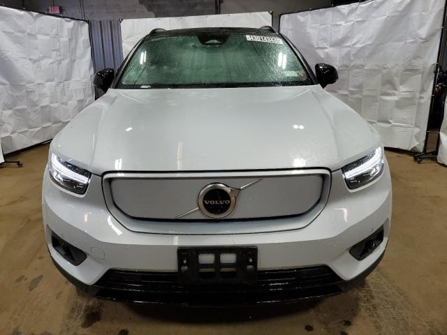 YV4ED3UR5N2769154 - 2022 VOLVO XC40 P8 RECHARGE PLUS SILVER photo 5