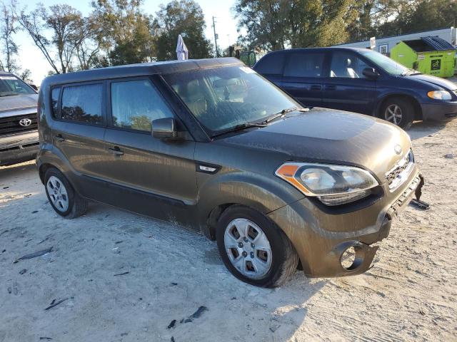 KNDJT2A54D7564264 - 2013 KIA SOUL BROWN photo 4