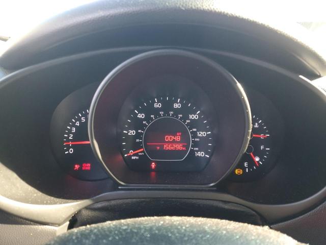 KNDJP3A57G7310417 - 2016 KIA SOUL + WHITE photo 9