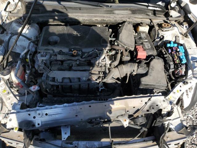 4T1B11HK3JU084743 - 2018 TOYOTA CAMRY L WHITE photo 11