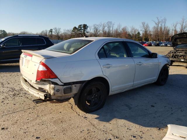 3FAHP0HA5BR301433 - 2011 FORD FUSION SE WHITE photo 3