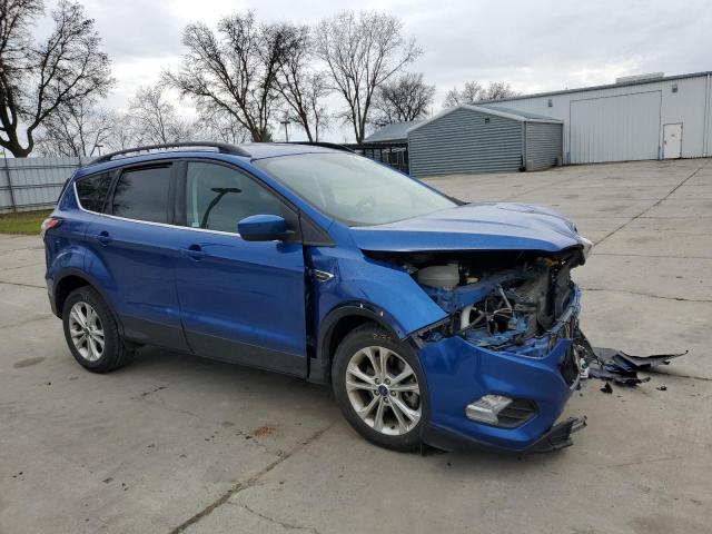 1FMCU9GD1JUC49623 - 2018 FORD ESCAPE SE BLUE photo 4