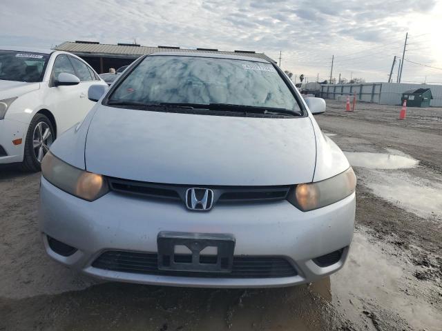 2HGFG12688H513163 - 2008 HONDA CIVIC LX SILVER photo 5