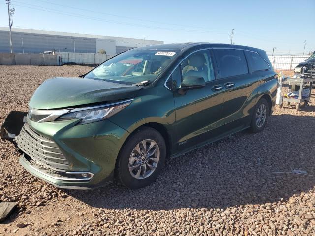 5TDYRKEC5MS012414 - 2021 TOYOTA SIENNA XLE GREEN photo 1