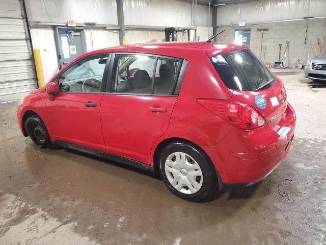 3N1BC13E29L433917 - 2009 NISSAN VERSA S RED photo 2