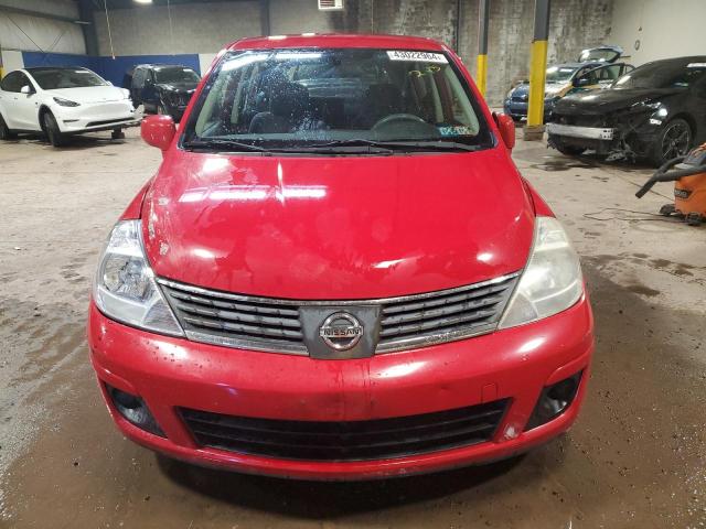 3N1BC13E29L433917 - 2009 NISSAN VERSA S RED photo 5