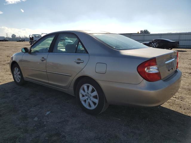 JTDBF30K820063277 - 2002 TOYOTA CAMRY LE TAN photo 2