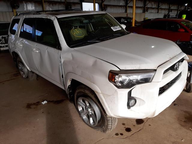 JTEBU5JR4H5482618 - 2017 TOYOTA 4RUNNER SR5/SR5 PREMIUM WHITE photo 4