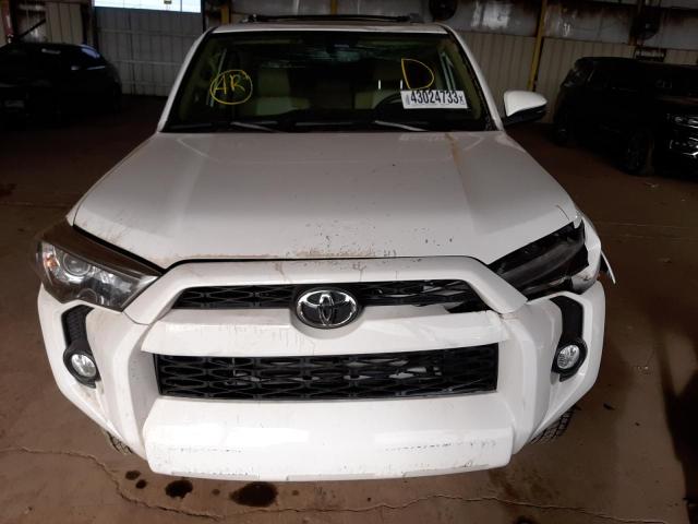 JTEBU5JR4H5482618 - 2017 TOYOTA 4RUNNER SR5/SR5 PREMIUM 白色 照片 5