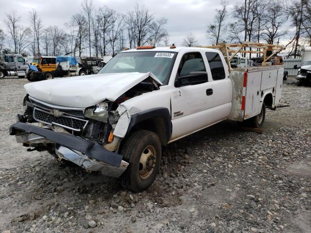 1GBJK39295E326916 - 2005 CHEVROLET SILVERADO K3500 WHITE photo 1