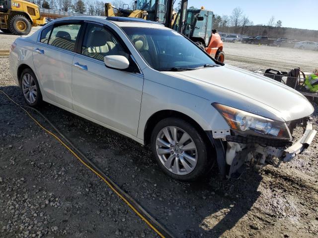 1HGCP3F86CA011186 - 2012 HONDA ACCORD EXL WHITE photo 4