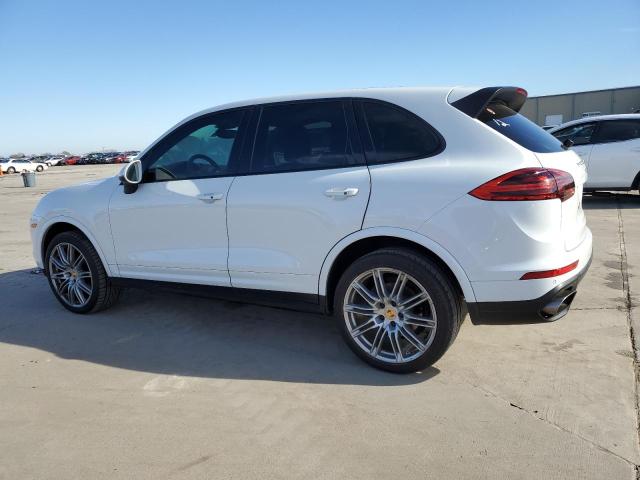 WP1AA2A27HKA83227 - 2017 PORSCHE CAYENNE WHITE photo 2