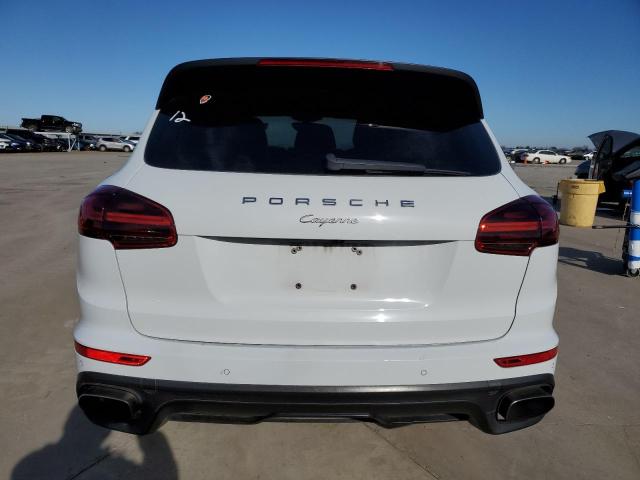 WP1AA2A27HKA83227 - 2017 PORSCHE CAYENNE WHITE photo 6