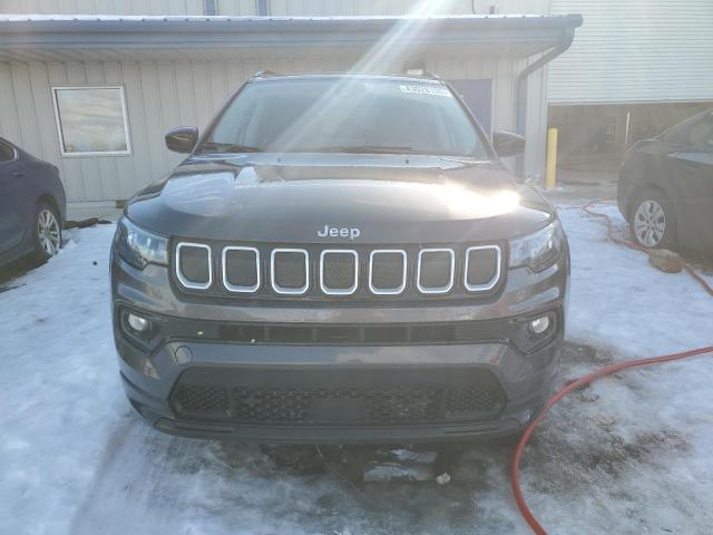 3C4NJDBB0NT150659 - 2022 JEEP COMPASS LATITUDE CHARCOAL photo 5