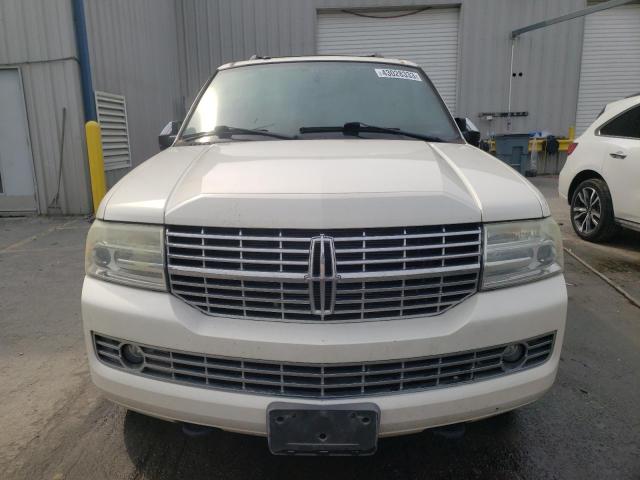 5LMFU27587LJ21940 - 2007 LINCOLN NAVIGATOR 白色 照片 5