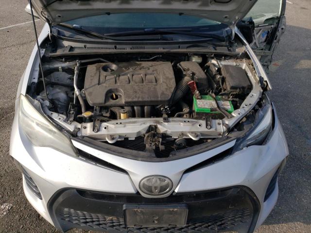 5YFBURHE1HP589594 - 2017 TOYOTA COROLLA L SILVER photo 11