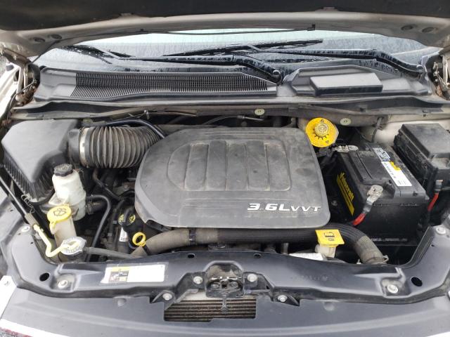 2C4RC1BG8FR742398 - 2015 CHRYSLER TOWN & COU TOURING WHITE photo 12