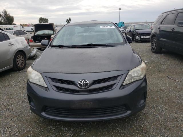 2T1BU4EE3BC668277 - 2011 TOYOTA COROLLA BASE GRAY photo 5