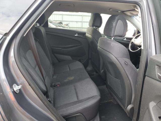 KM8J33A46JU645904 - 2018 HYUNDAI TUCSON SEL GRAY photo 11