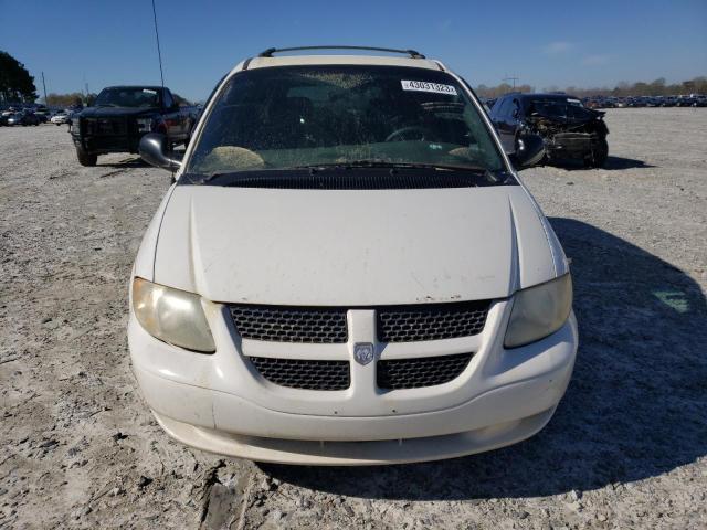 2B4GP74L02R524245 - 2002 DODGE GRAND CARA EX WHITE photo 5