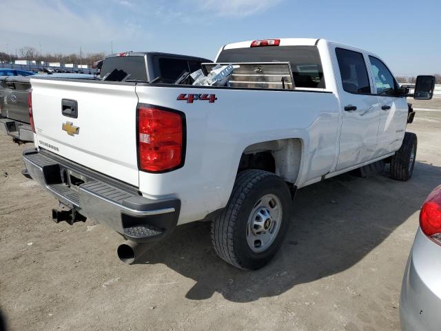 1GC1KUEY5JF180899 - 2018 CHEVROLET SILVERADO K2500 HEAVY DUTY WHITE photo 3