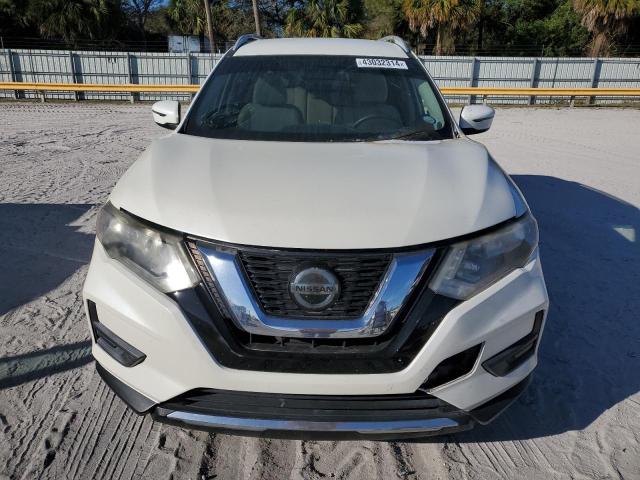 5N1AT2MT2JC790862 - 2018 NISSAN ROGUE S WHITE photo 5