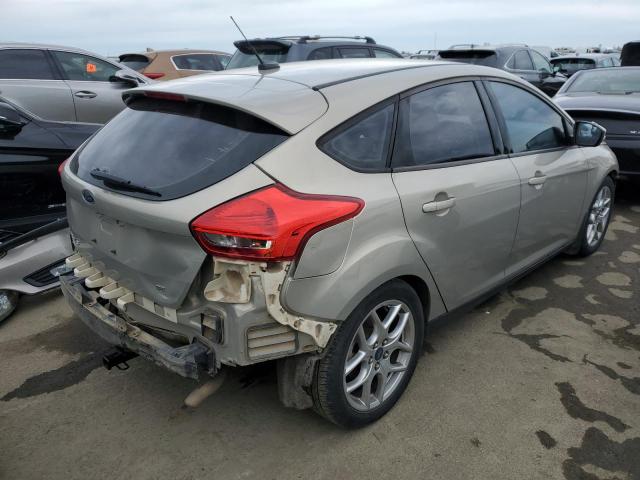 1FADP3K27FL349358 - 2015 FORD FOCUS SE SILVER photo 3