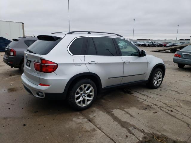 5UXZV4C50D0G54060 - 2013 BMW X5 XDRIVE35I SILVER photo 3