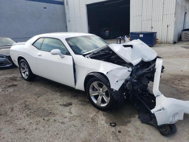 2C3CDZAG8NH211312 - 2022 DODGE CHALLENGER SXT WHITE photo 4