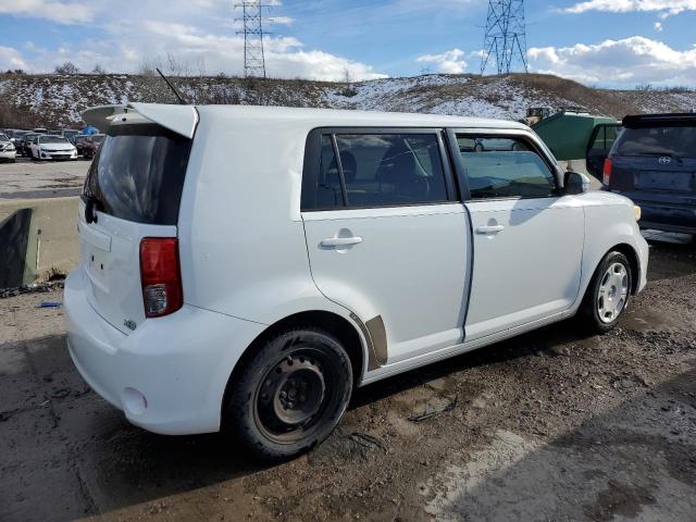 JTLZE4FE0B1138724 - 2011 TOYOTA SCION XB WHITE photo 3