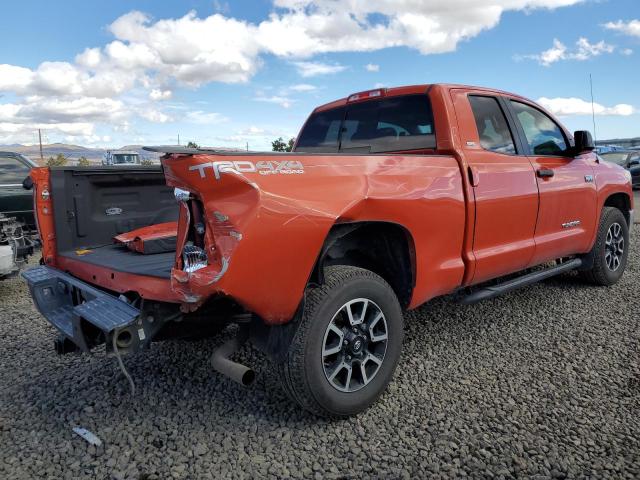 5TFUW5F16GX582538 - 2016 TOYOTA TUNDRA DOUBLE CAB SR/SR5 ORANGE photo 3