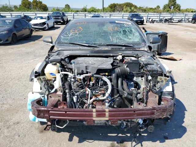 3LN6L5FCXHR634648 - 2017 LINCOLN MKZ RESERVE GRAY photo 5