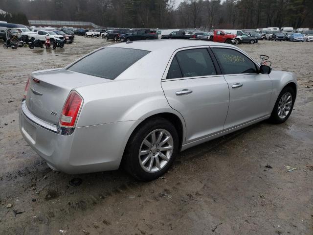 2C3CCACG3CH309839 - 2012 CHRYSLER 300 LIMITED SILVER photo 3