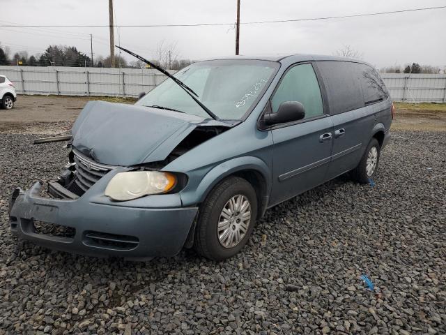 2005 CHRYSLER TOWN & COU LX, 