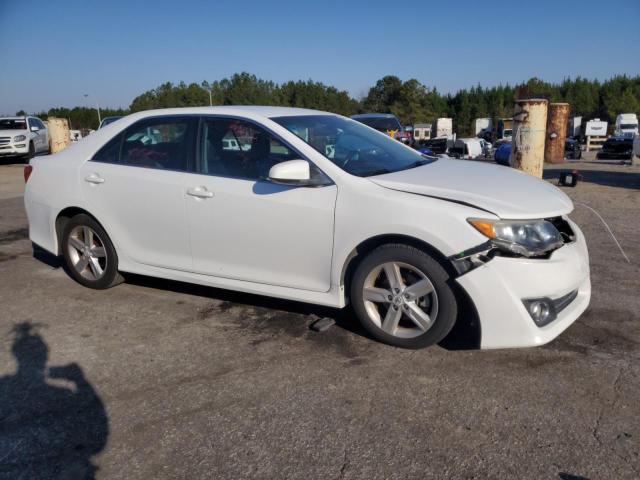 4T1BF1FK8CU584646 - 2012 TOYOTA CAMRY BASE WHITE photo 4