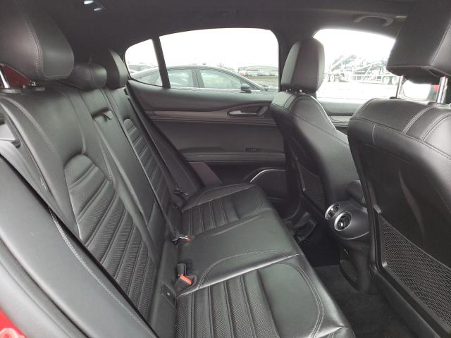 ZASFAKNN4J7B78002 - 2018 ALFA ROMEO STELVIO TI SPORT RED photo 10