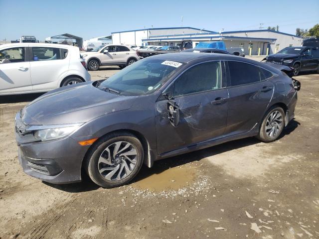 2HGFC2F70JH532901 - 2018 HONDA CIVIC EX GRAY photo 1