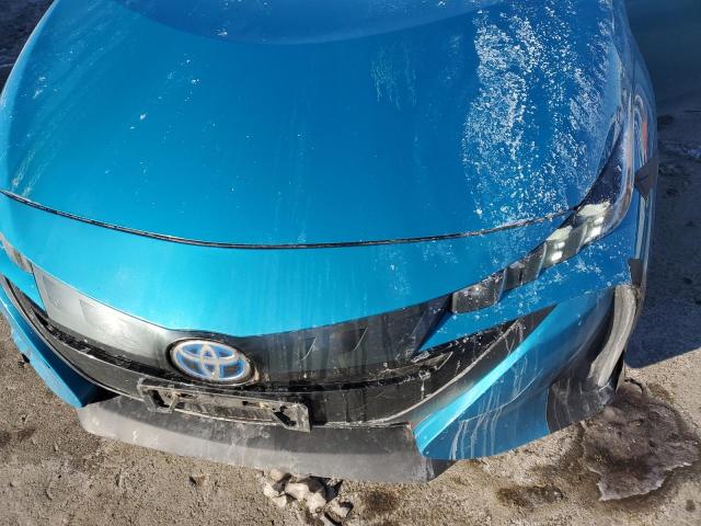 JTDKARFP7J3080055 - 2018 TOYOTA PRIUS PRIM 青绿色 照片 12