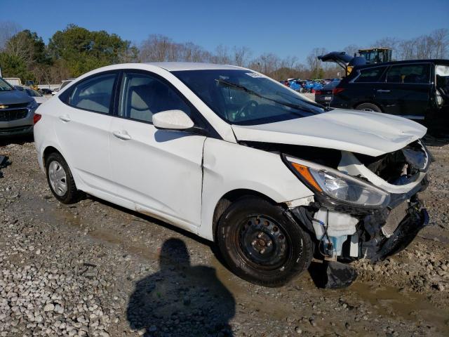 KMHCT4AE0FU798602 - 2015 HYUNDAI ACCENT GLS WHITE photo 4