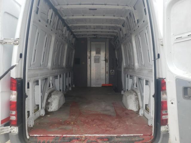 WD3PE8CB6B5609623 - 2011 MERCEDES-BENZ SPRINTER 2500 WHITE photo 10