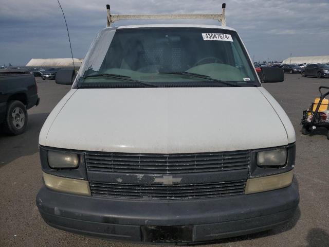 1GCDM19XX2B103784 - 2002 CHEVROLET ASTRO WHITE photo 5